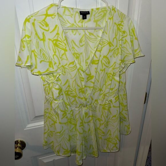 Torrid Georgette Twist Surplice Flutter Sleeve - Picture 3 of 4